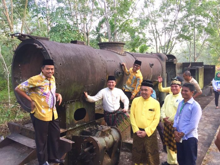 Pemprov Segera Revitalisasi Gerbong Kereta Api Lipat Kain Ke Kawasan Tugu Equator (sumber foto : riau.go.id, Red)